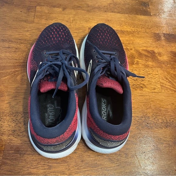 Womens Brooks Ghost 16 navy pink size 9 narrow - Picture 12 of 13